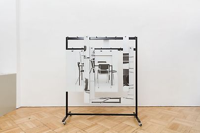 georg-karglfine-arts2019modern-alibisthomas-locher-garderobe-201901.jpg