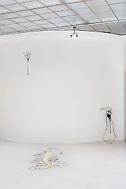 georg-karglfine-arts2020attemptatrapprochementannaholtz-installation-view.jpg