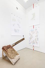 georg-kargl-box2021peter-fend02installation-view.jpg