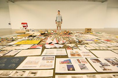 abondadedeestranhos-bienal2008-fotoamilcarpacker.jpg